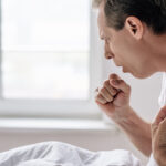 Tusea cronică: o simplă iritație sau semnal de alarmă?