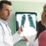Pneumonia bacteriană și virală: ghid de diagnostic, tratament și complicații