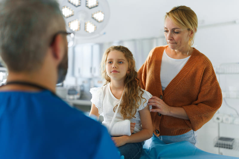 discutie-mama-copil-medic